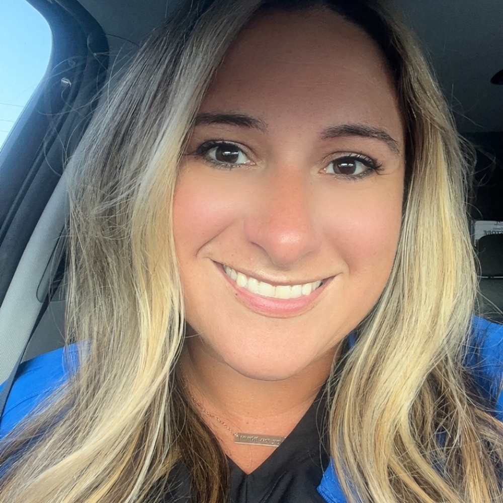 Meet your Posher, April